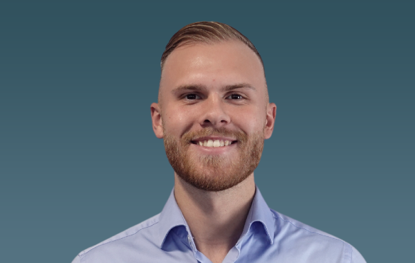 codeex-medarbejdere-kontakt-simon-petersson-1