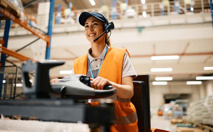 pick-by-voice letter arbejdet og optimerer effektiviteten